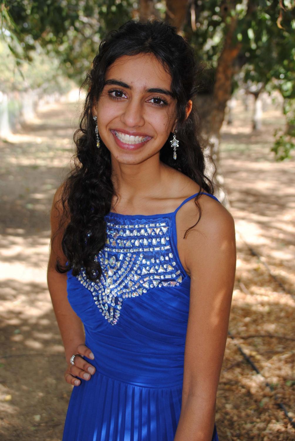 Simrin Khara – Homecoming Queen!