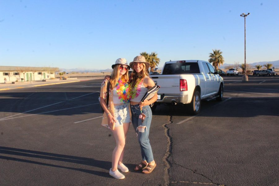 Sophomores Hannah Martin and Clara Butterfield are ready to catch the ocean on Surfer vs. Safari spirit day. 