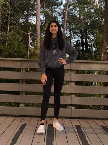 Simrin Kimber enjoys the scenic view around her college campus.